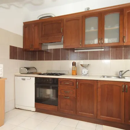 With A Parking Space - 8404 Lejlighed Ugljan