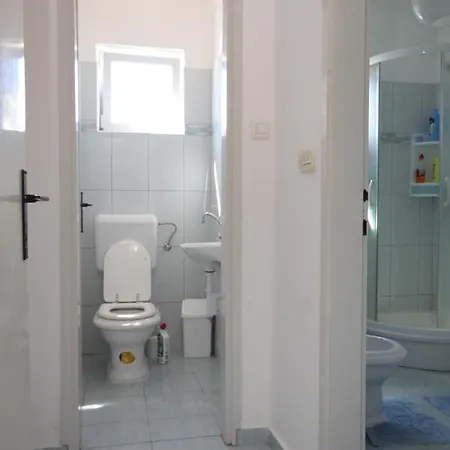 With A Parking Space - 8404 *