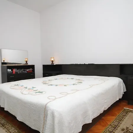 With A Parking Space - 8404 アパート *