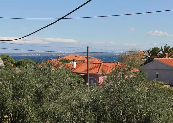 With A Parking Space - 8404 *